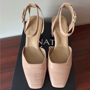 Naturalizer Women's Beige Croc-Embossed Heels